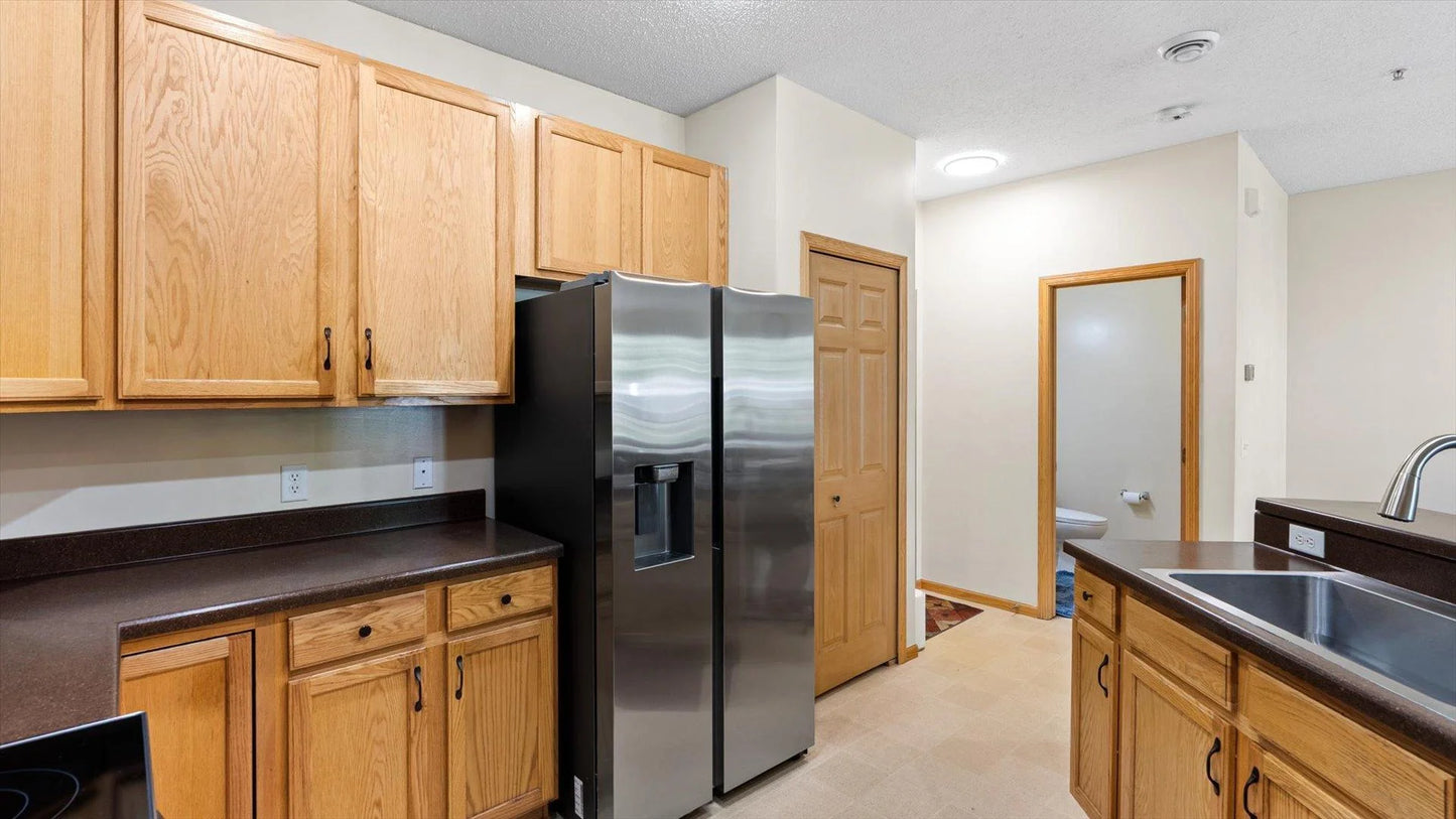 13749 Atrium Avenue, Rosemount, MN 55068