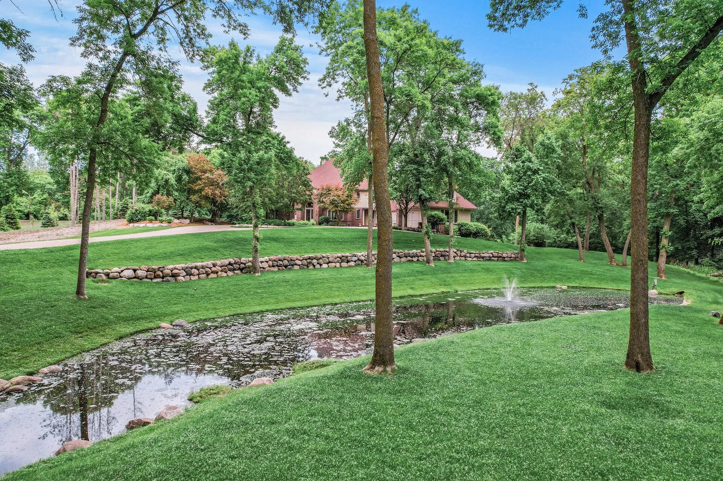 4325 Trillium Lane, Minnetrista, MN 55364