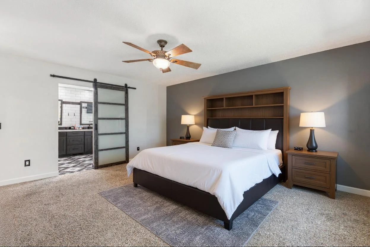 1042 Earley Lake Place, Burnsville, MN 55306