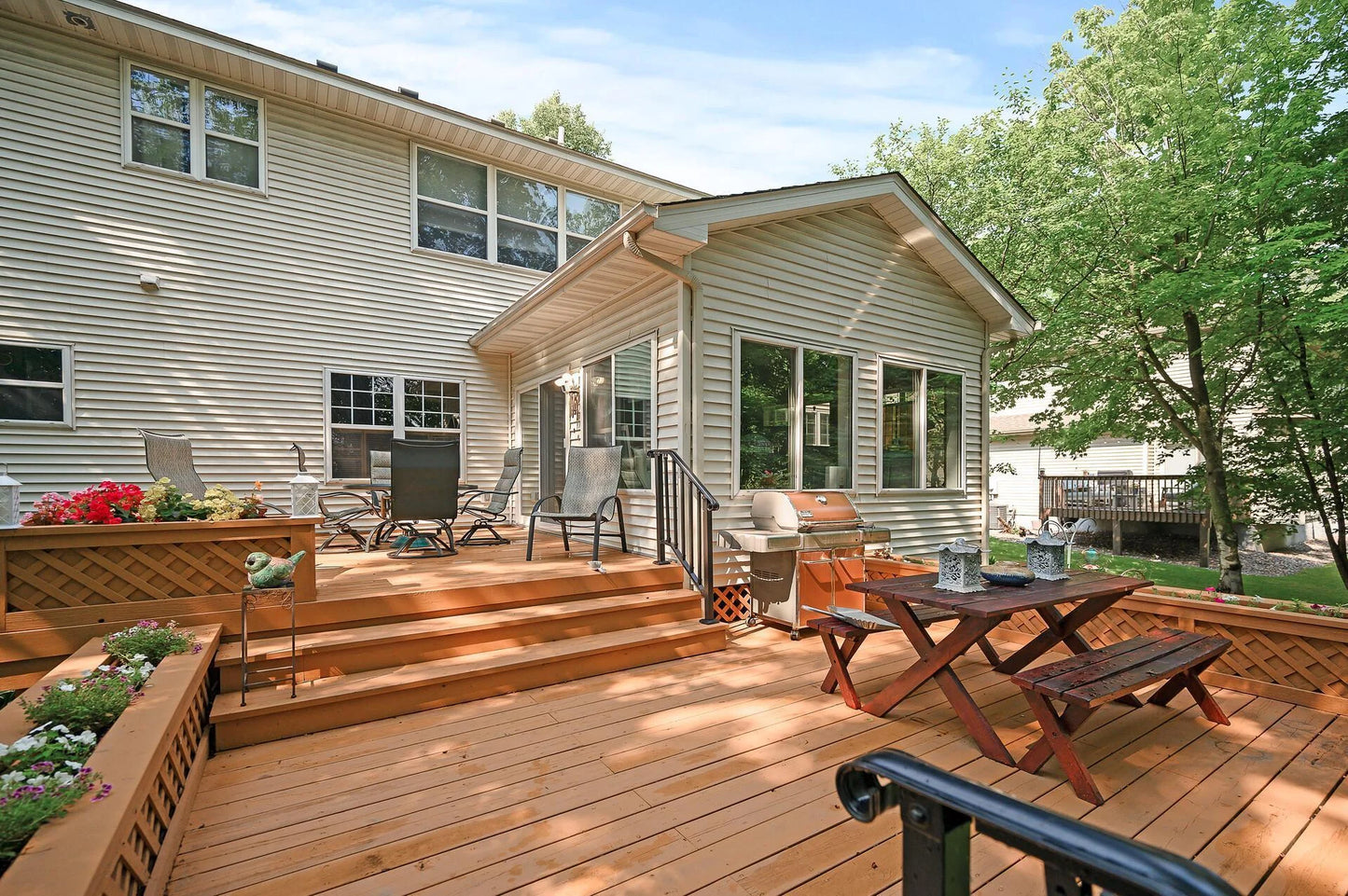 10426 Hidden Oaks Lane, Champlin, MN 55316