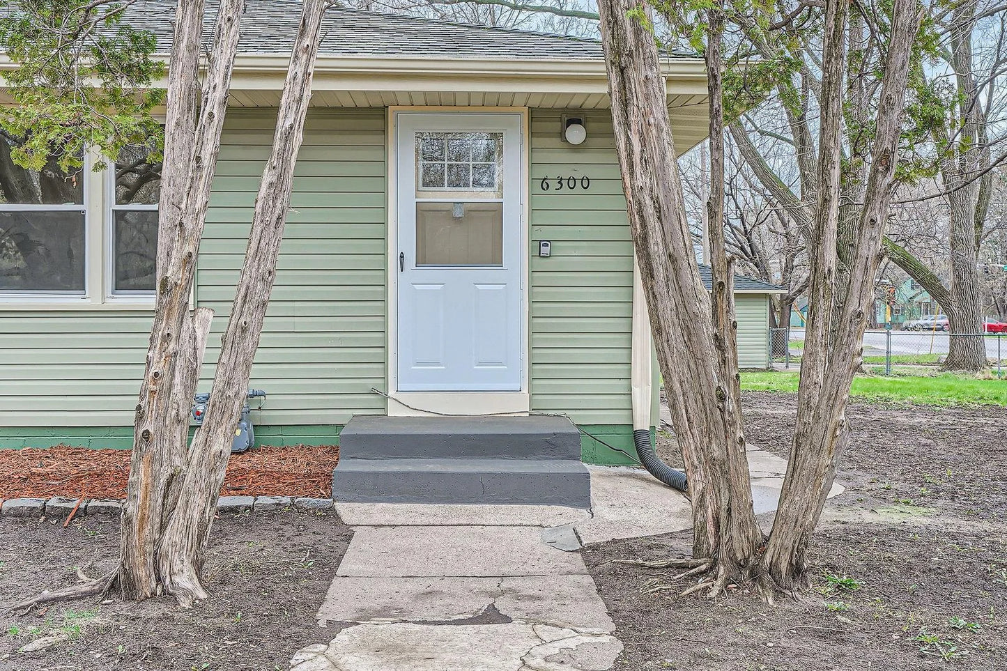 6300 Quebec Avenue, Brooklyn Park, MN 55428