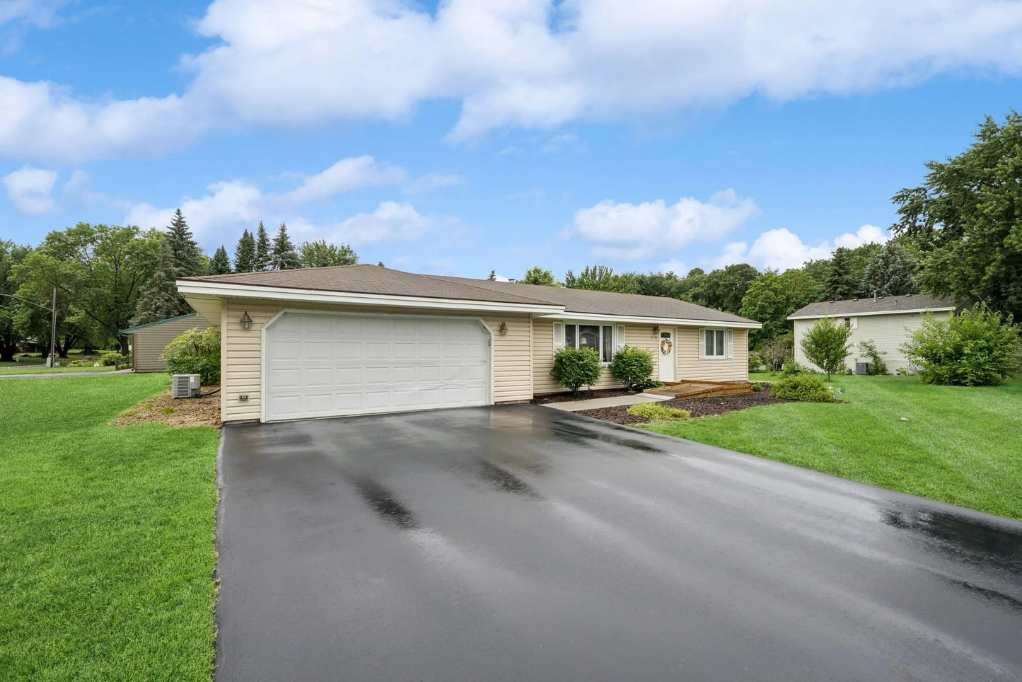 5731 Maves Trail, Prior Lake, MN 55372