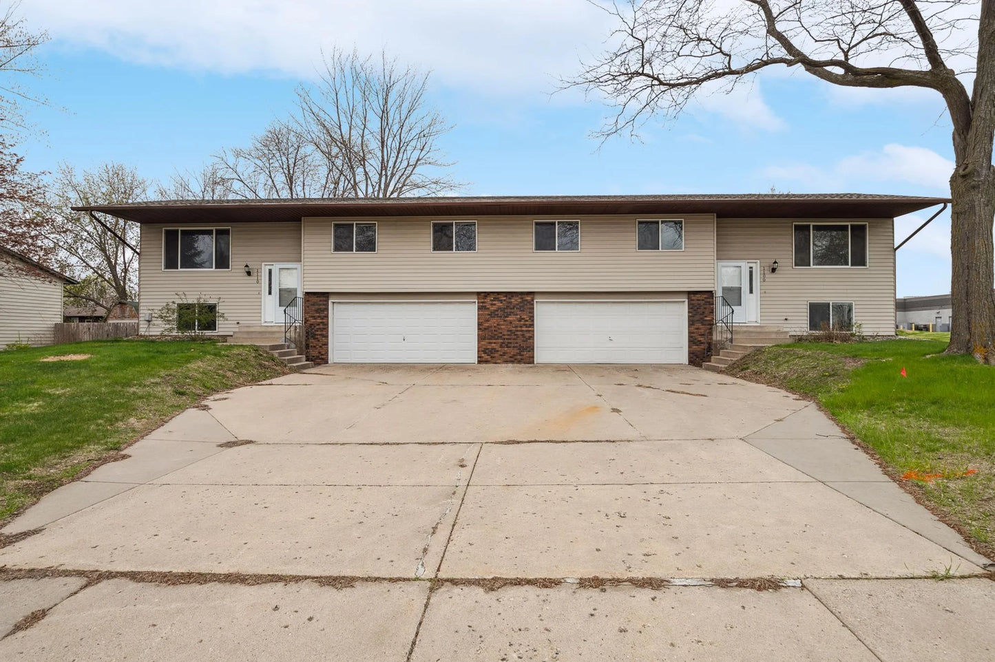 1100 Honeysuckle Lane, Hastings, MN 55033