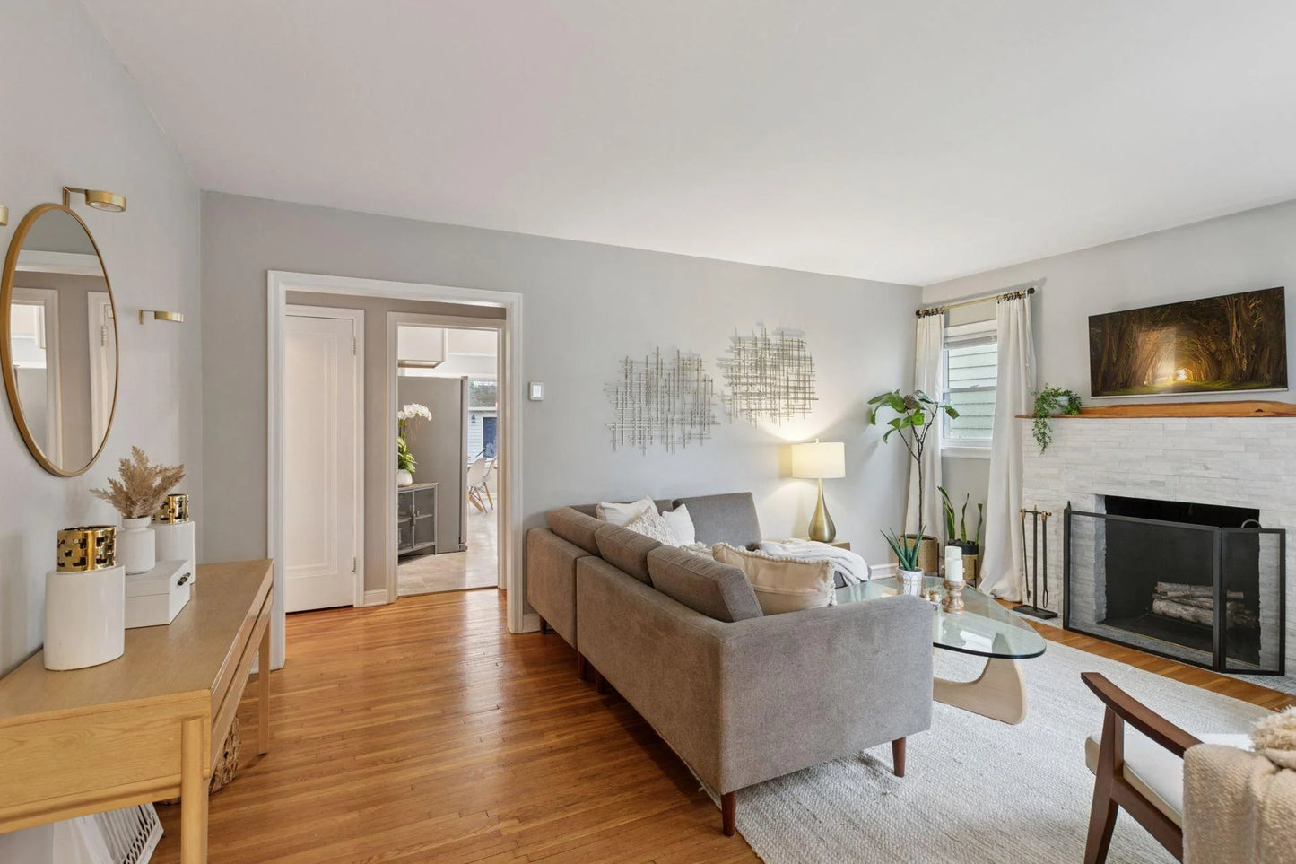 5217 France Avenue, Minneapolis, MN 55410