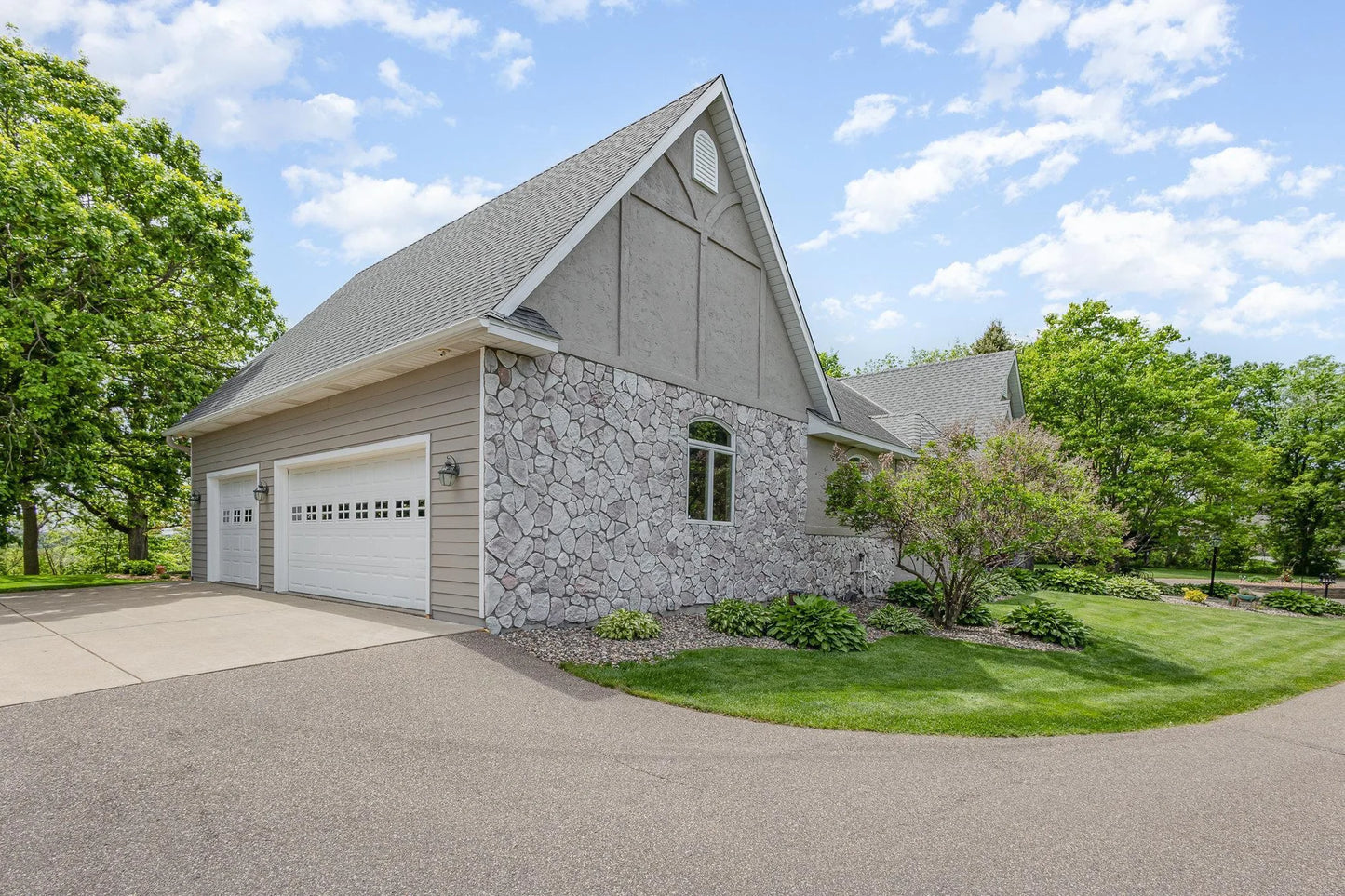 13845 Point Douglas Drive, Denmark Twp, MN 55033