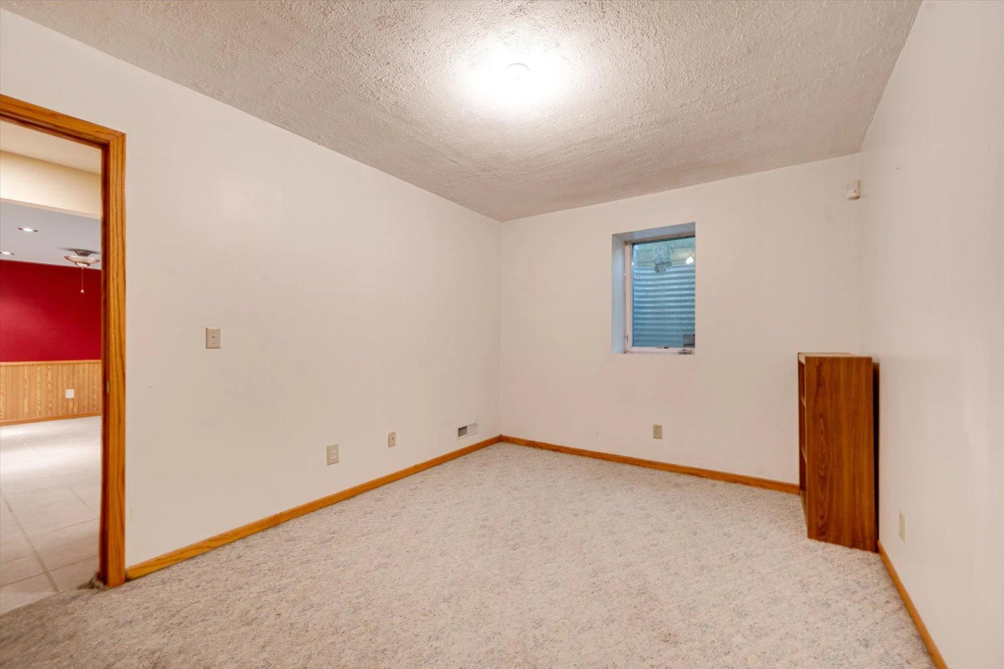771 County Road B2 , Little Canada, MN 55117