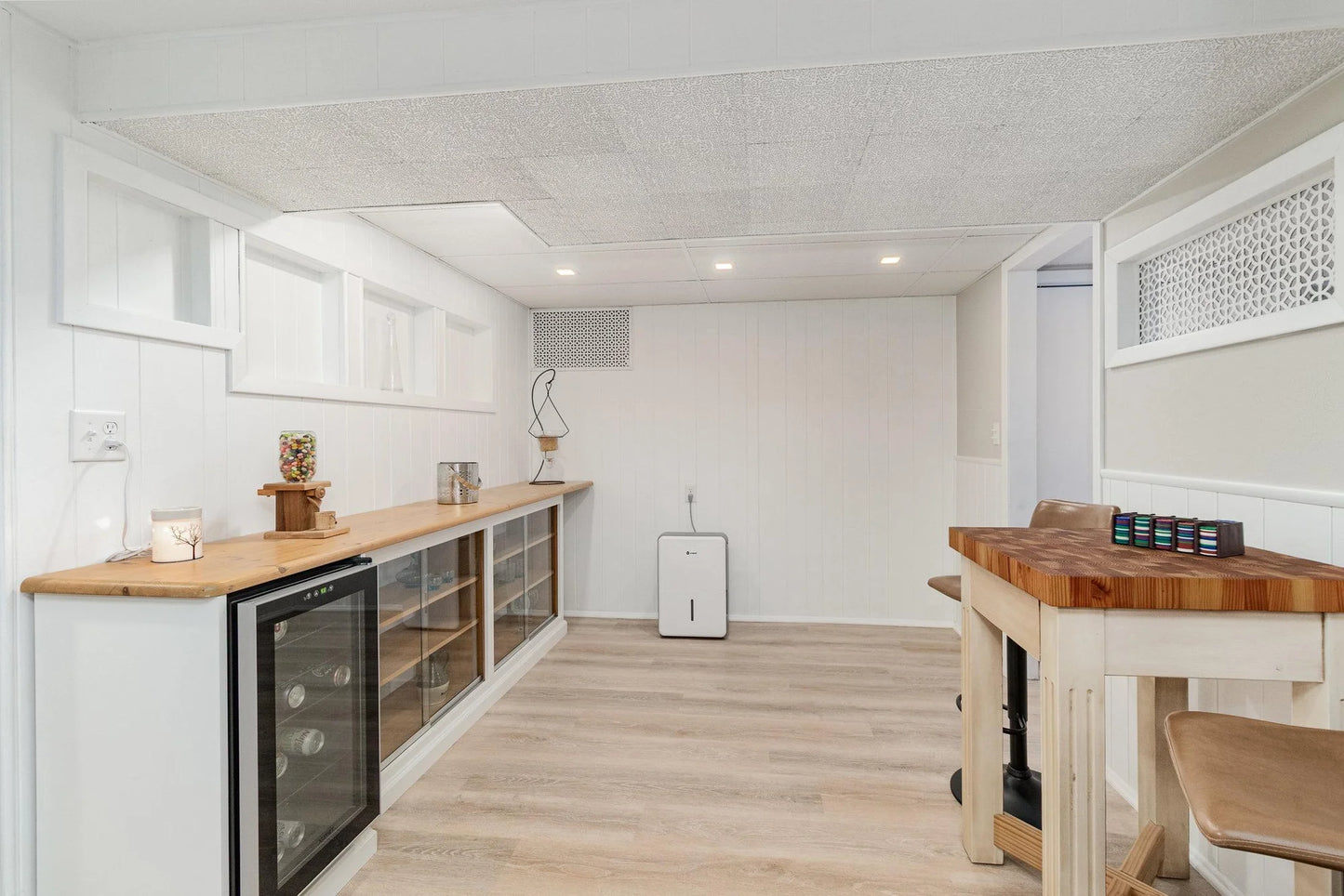 10424 Zenith Avenue, Bloomington, MN 55431