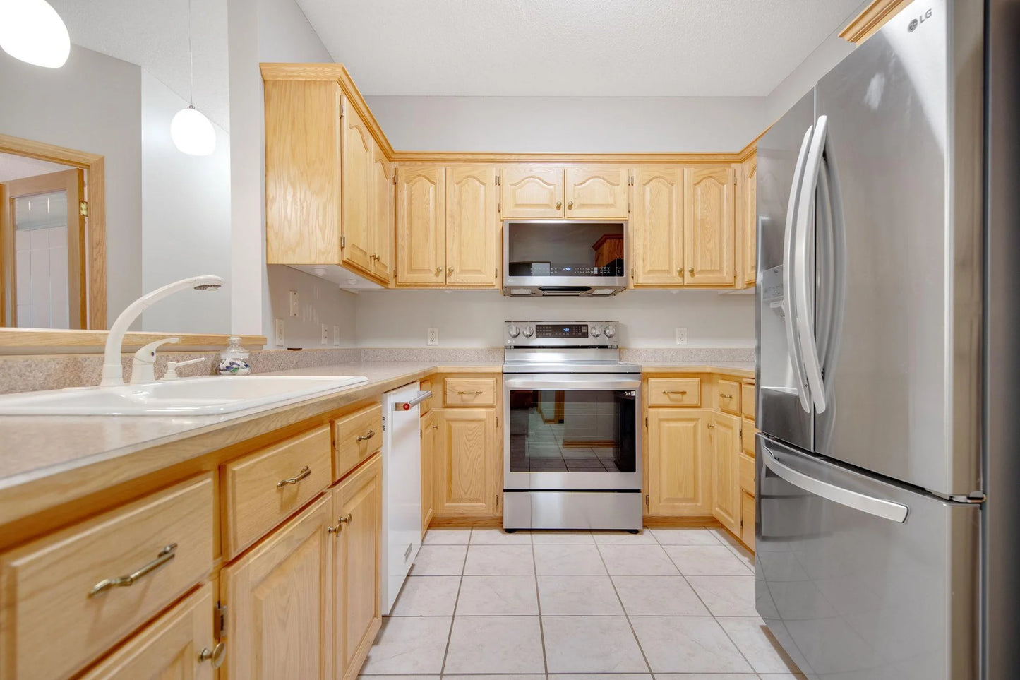 5200 Pathways Avenue, White Bear Lake, MN 55110