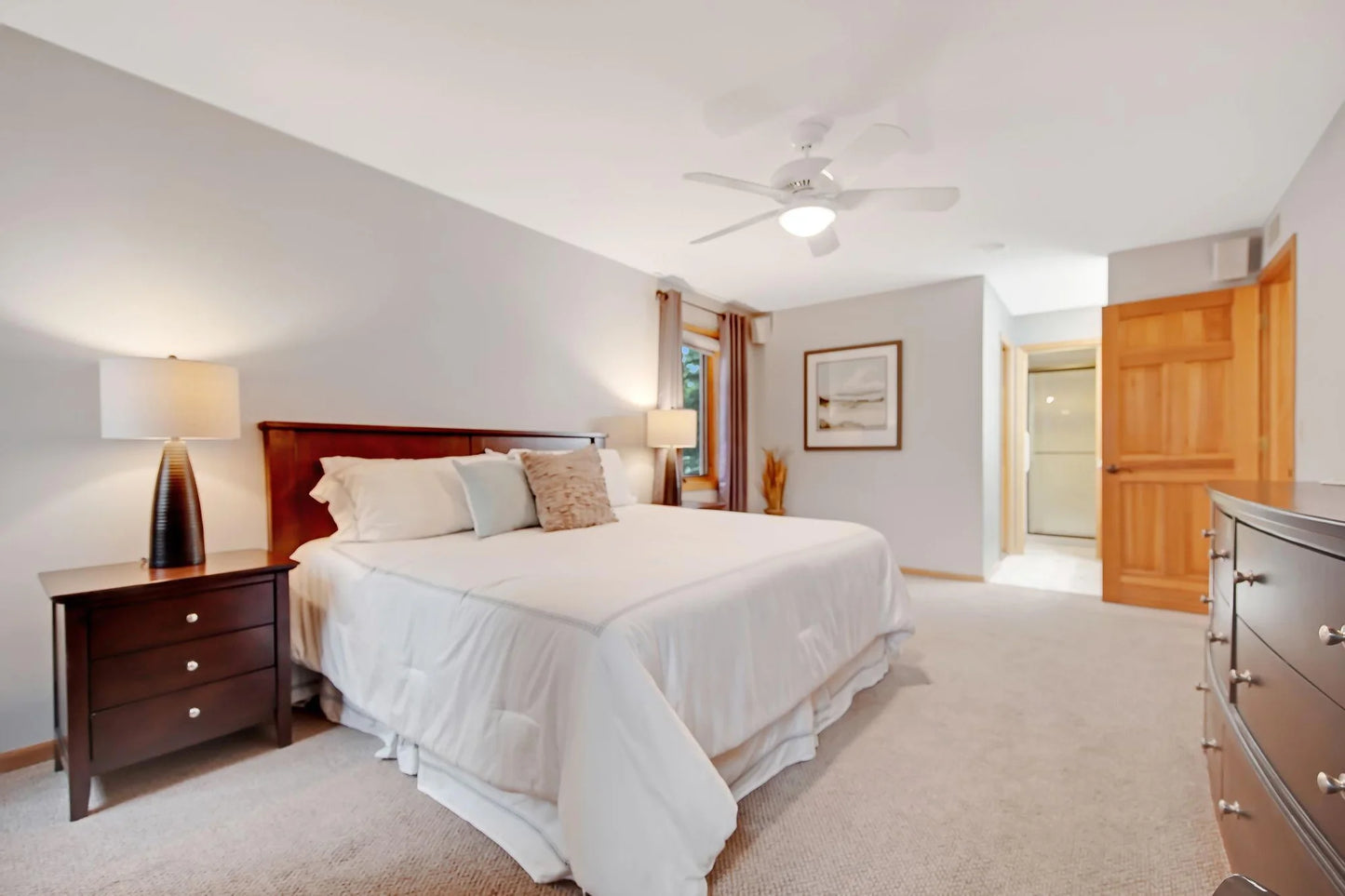 4360 France Avenue, Edina, MN 55410