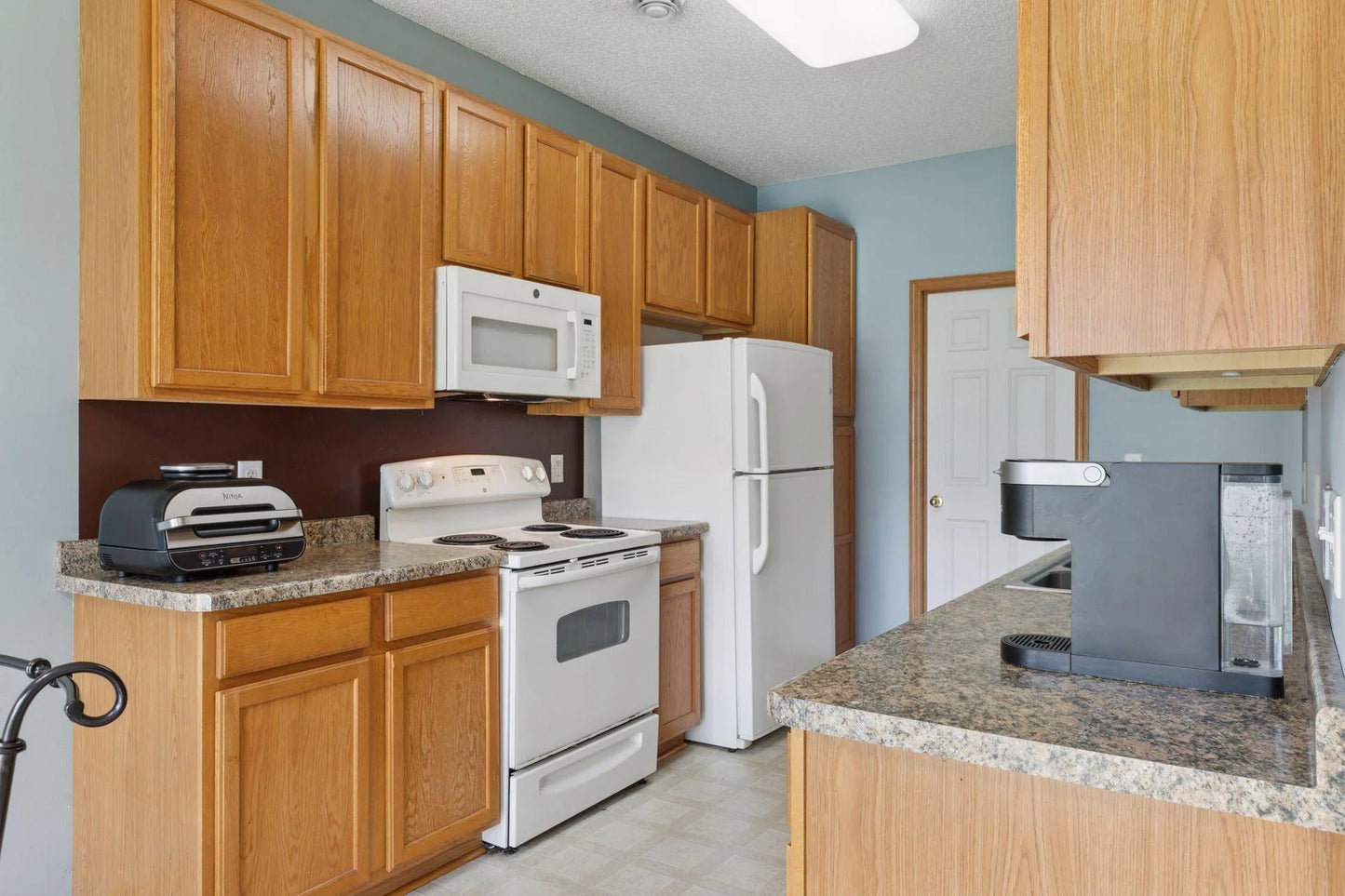 7308 Unity Lane, Brooklyn Park, MN 55443