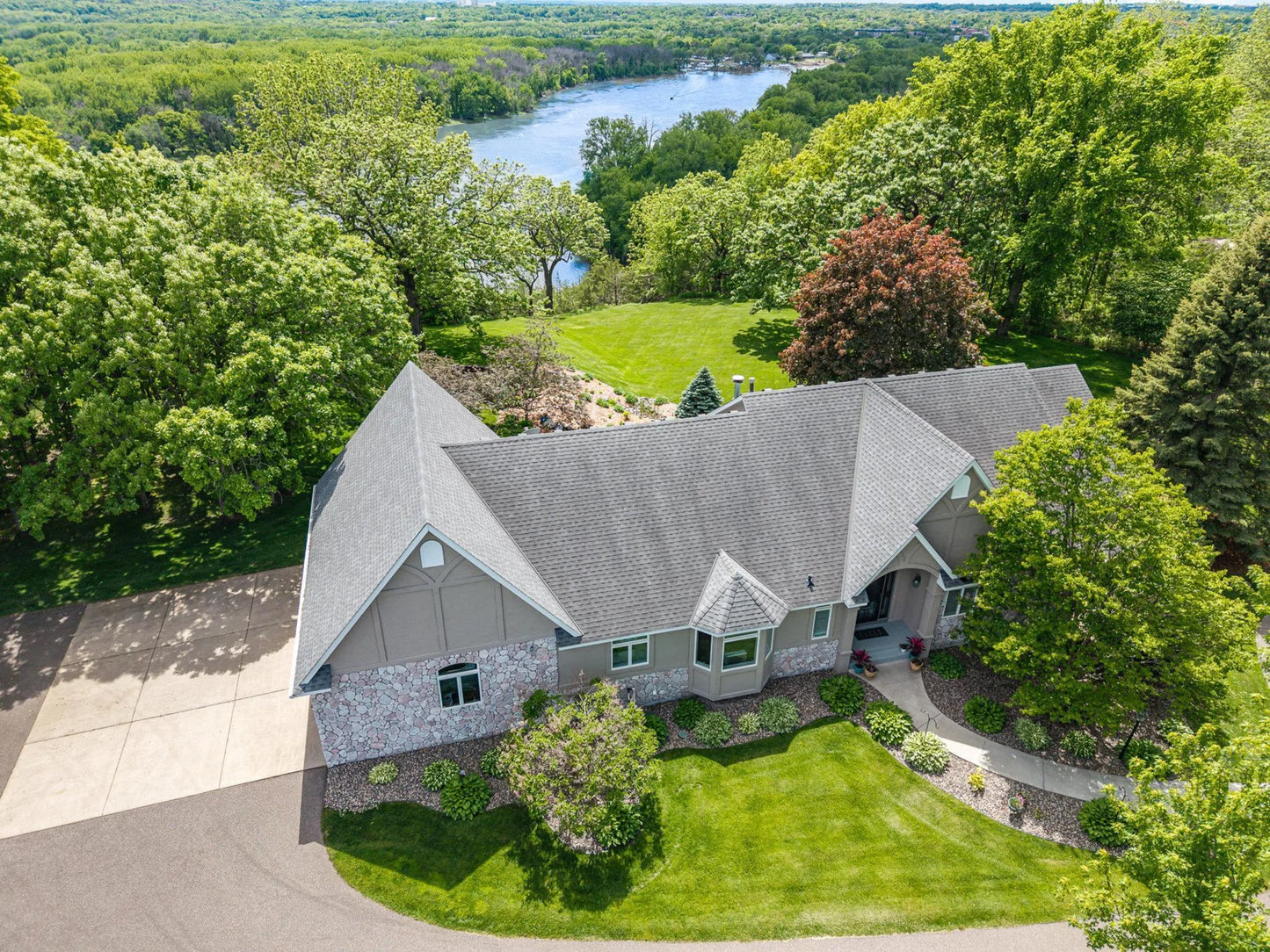 13845 Point Douglas Drive, Denmark Twp, MN 55033