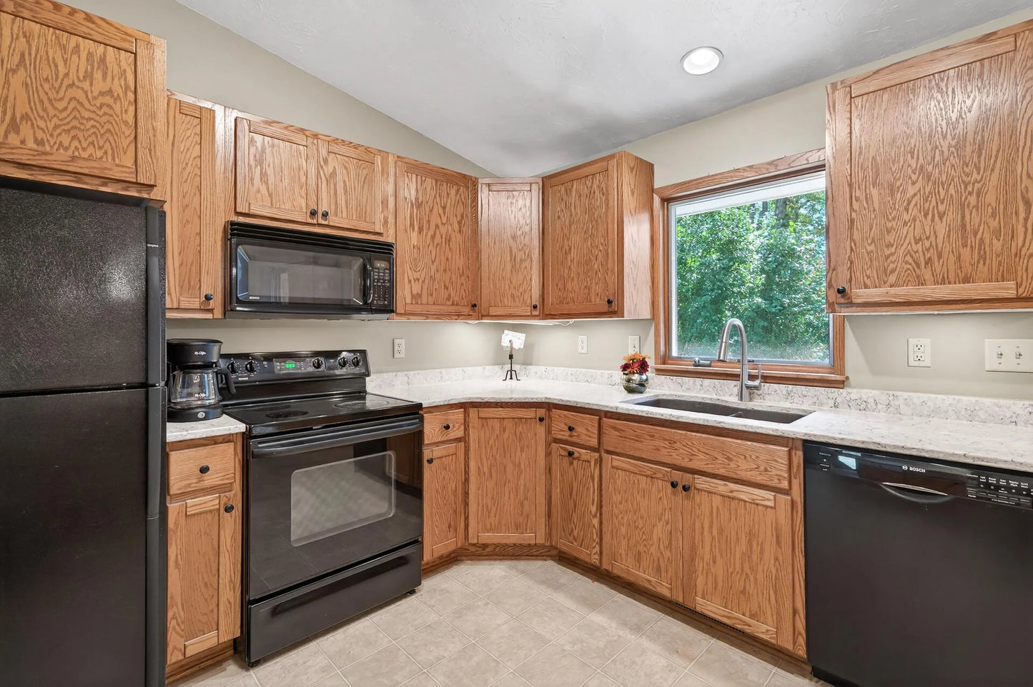 5417 Brooks Circle, Prior Lake, MN 55372