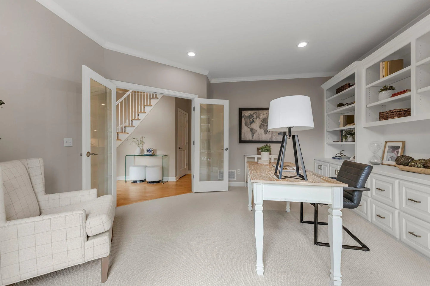 6305 Mcintyre Point, Edina, MN 55439