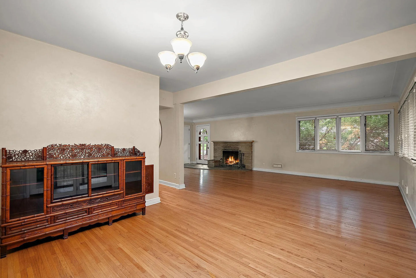 5241 Edenmoor Street, Edina, MN 55436