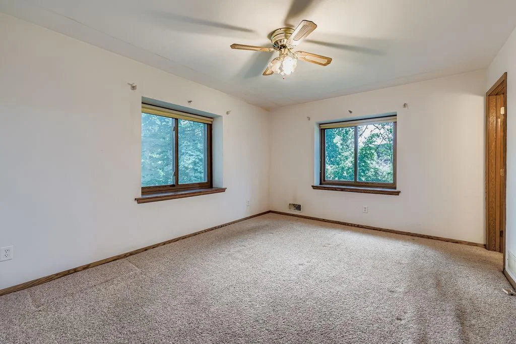 25 Kraft Road, West Saint Paul, MN 55118