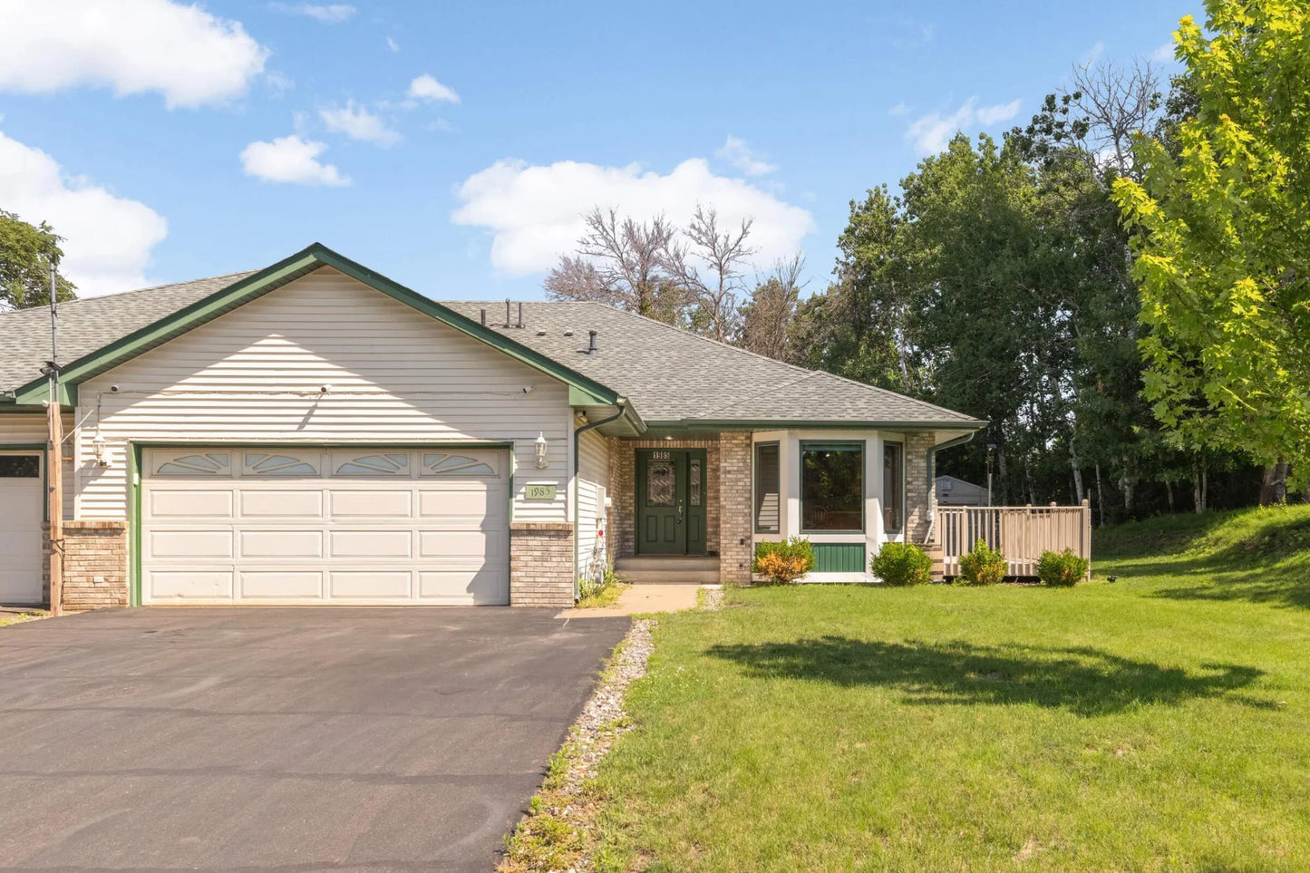 1985 Cope Avenue, Maplewood, MN 55109