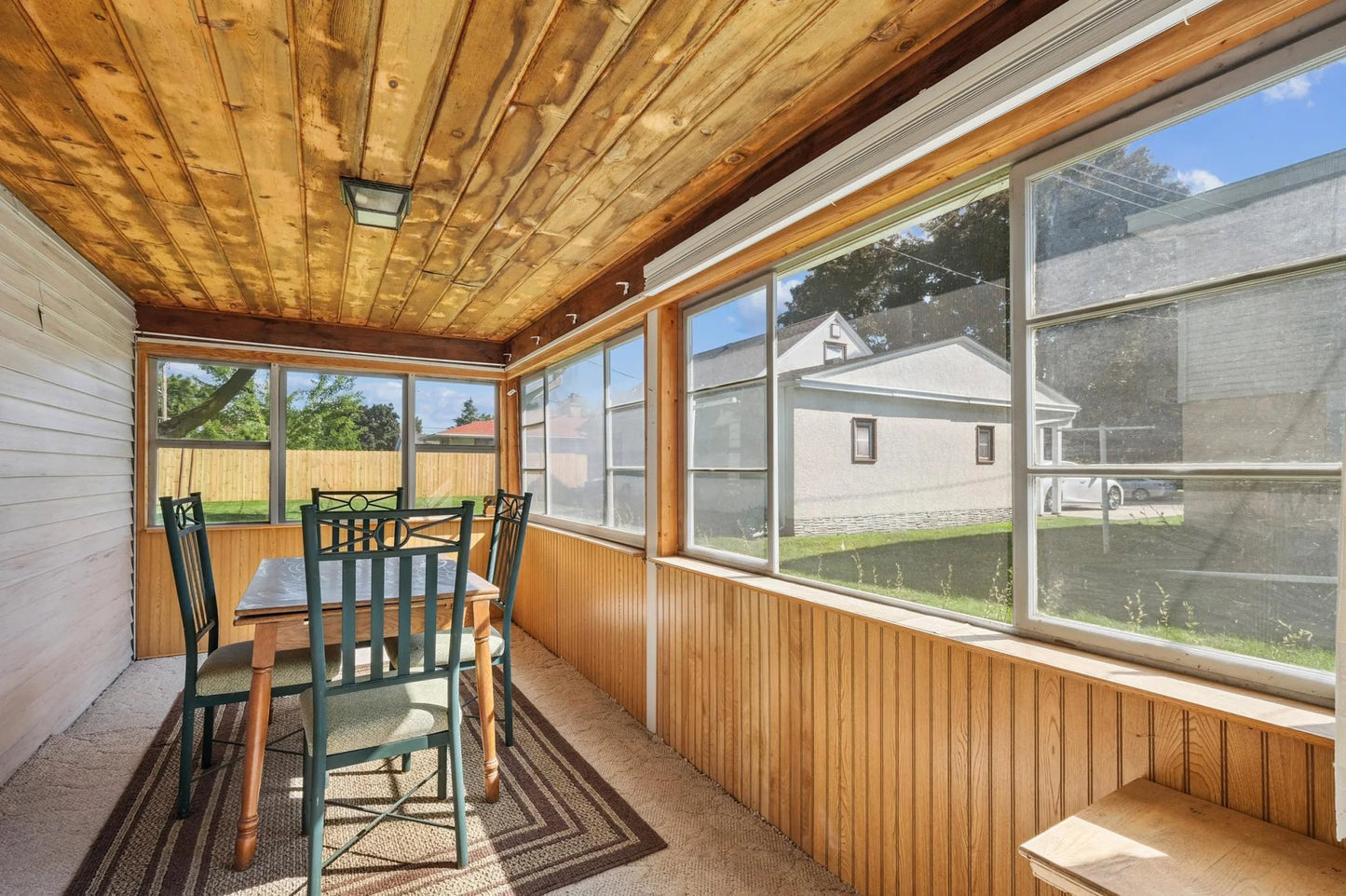 433 3rd Avenue, Osseo, MN 55369