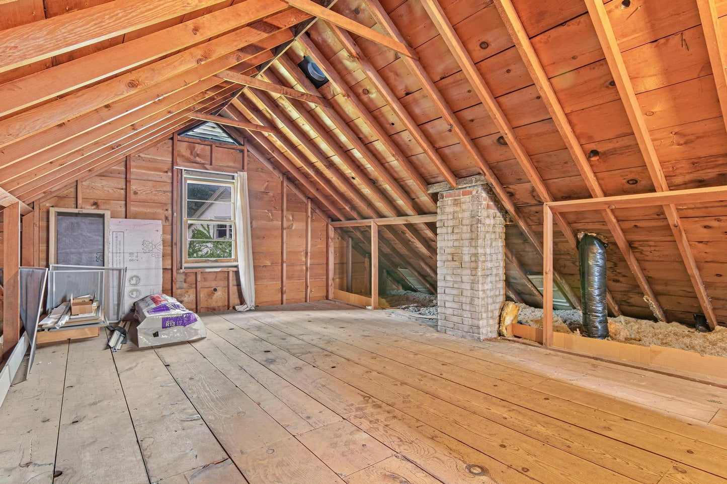 503 Glenwood Avenue, Roseville, MN 55113