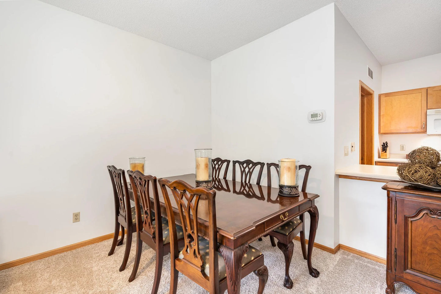 577 Woodduck Drive, Woodbury, MN 55125
