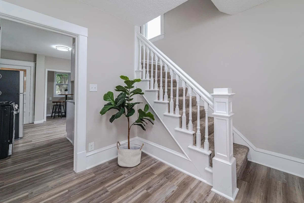2156 Saint Anthony Avenue, Saint Paul, MN 55104