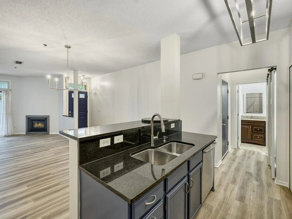 8432 Cortland Road, Eden Prairie, MN 55344
