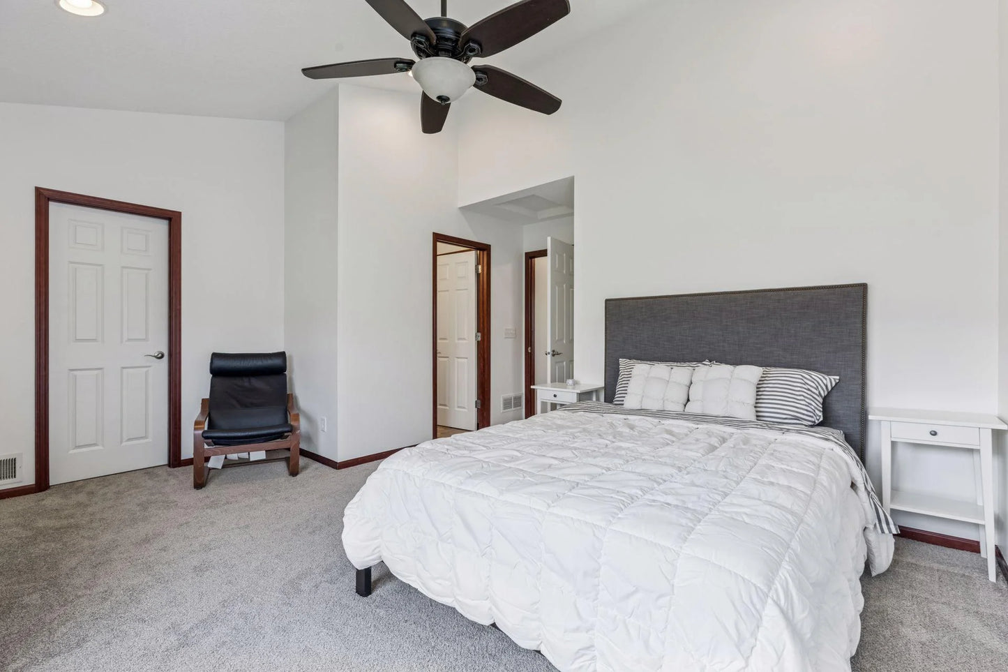 5209 Scott Lane, Robbinsdale, MN 55422