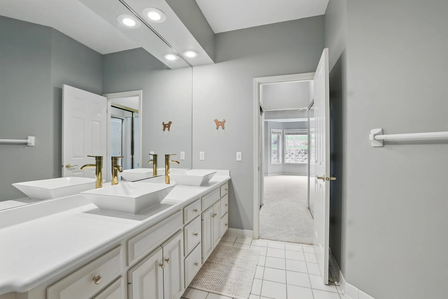 5541 70th Street, Edina, MN 55439