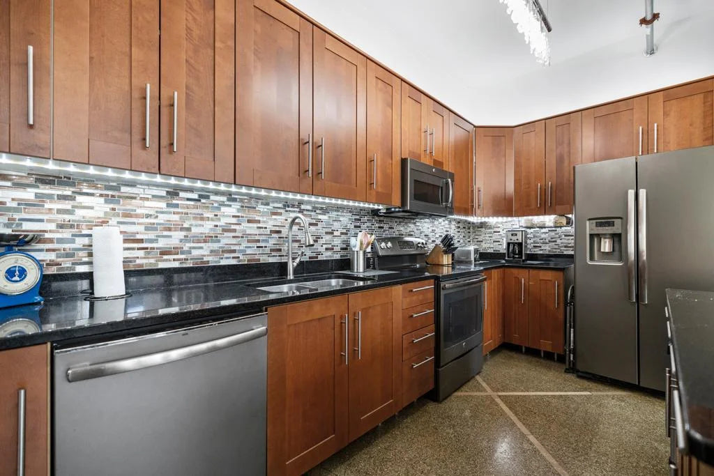 350 Saint Peter Street, Saint Paul, MN 55102