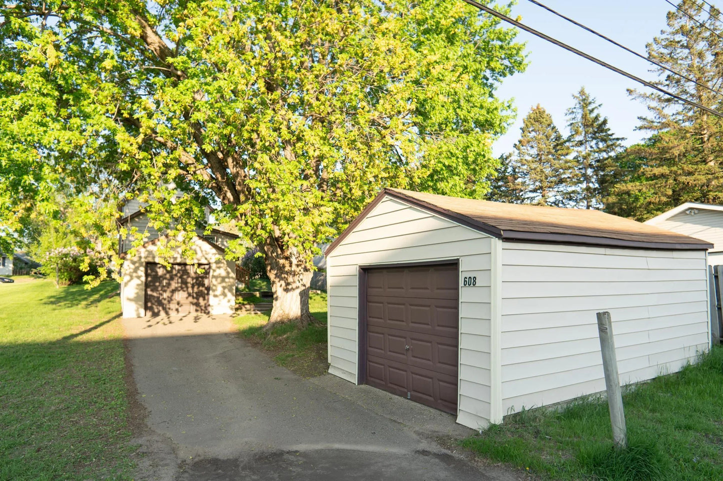 608 7th Avenue, Hopkins, MN 55343