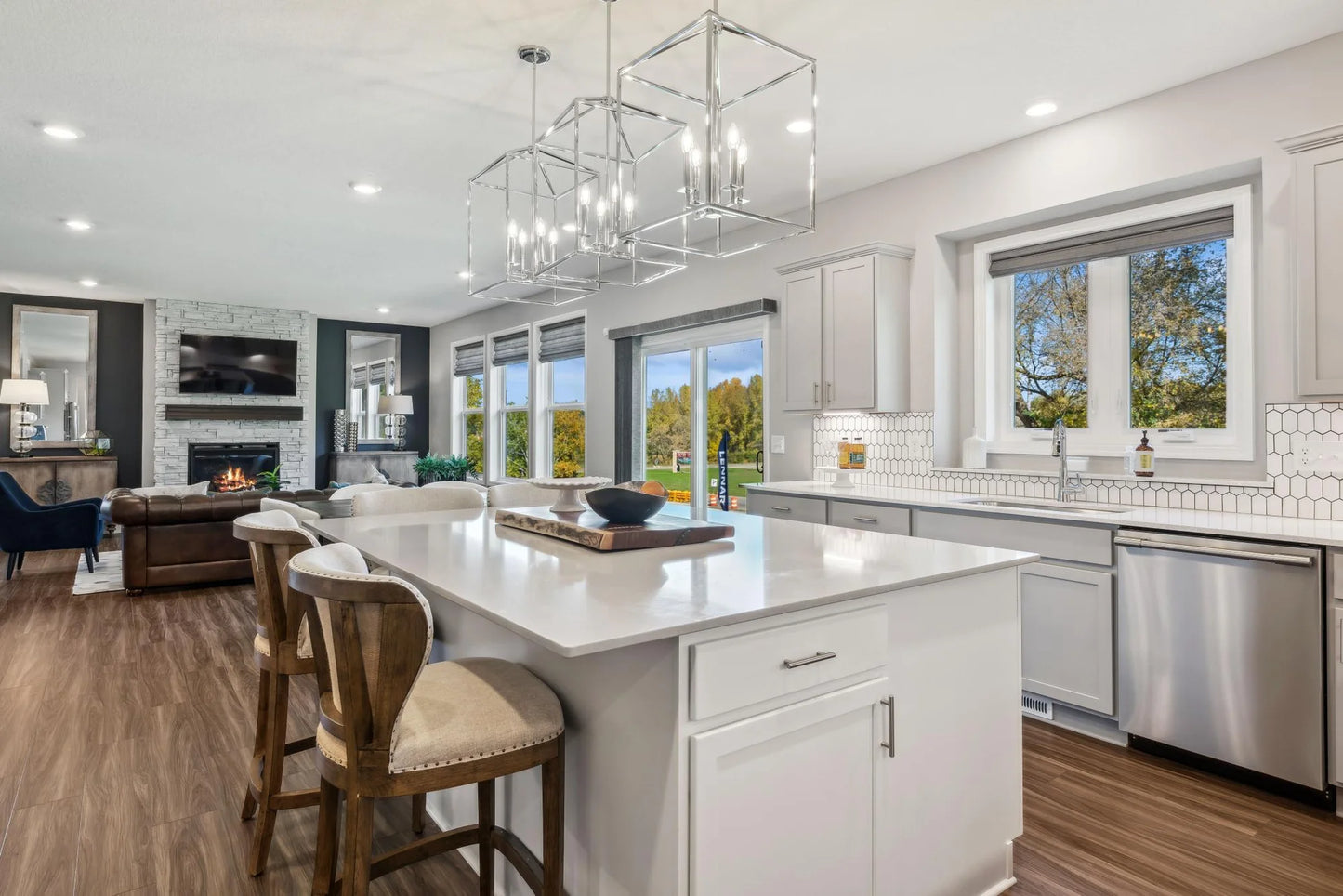 1903 Royal Boulevard, Lake Elmo, MN 55042