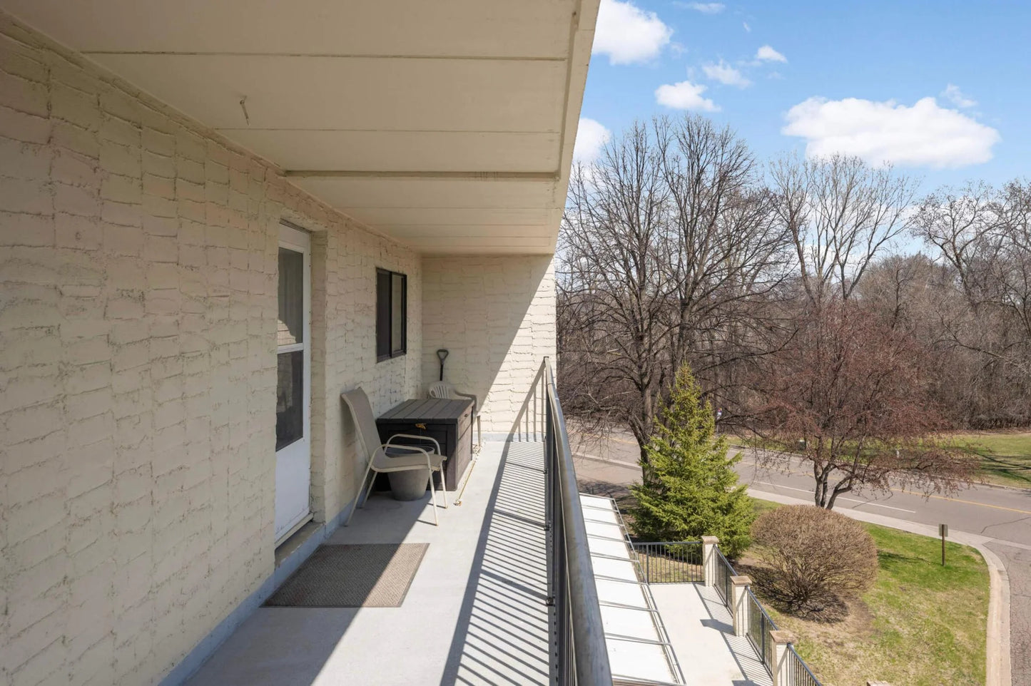 10501 Cedar Lake Rd , Minnetonka, MN 55305