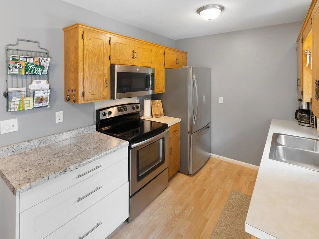 5748 Birchwood Avenue, Prior Lake, MN 55372