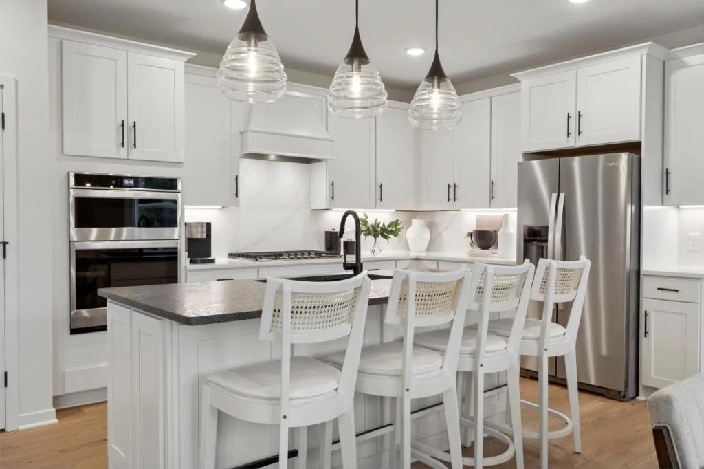 10398 Mcgregor Boulevard, Woodbury, MN 55129