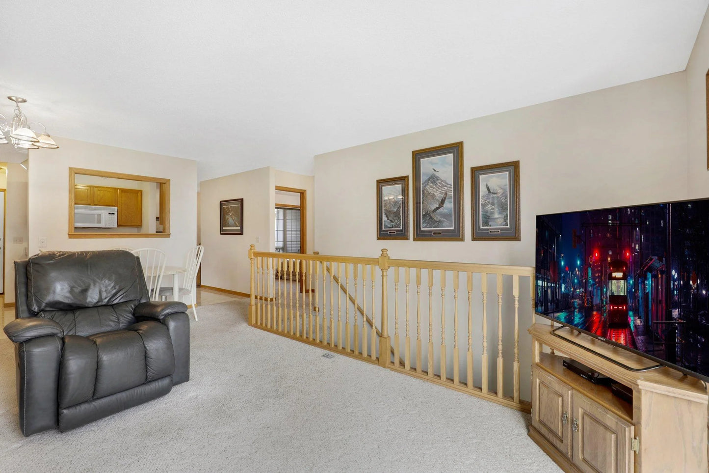 10450 64th Way, Albertville, MN 55301