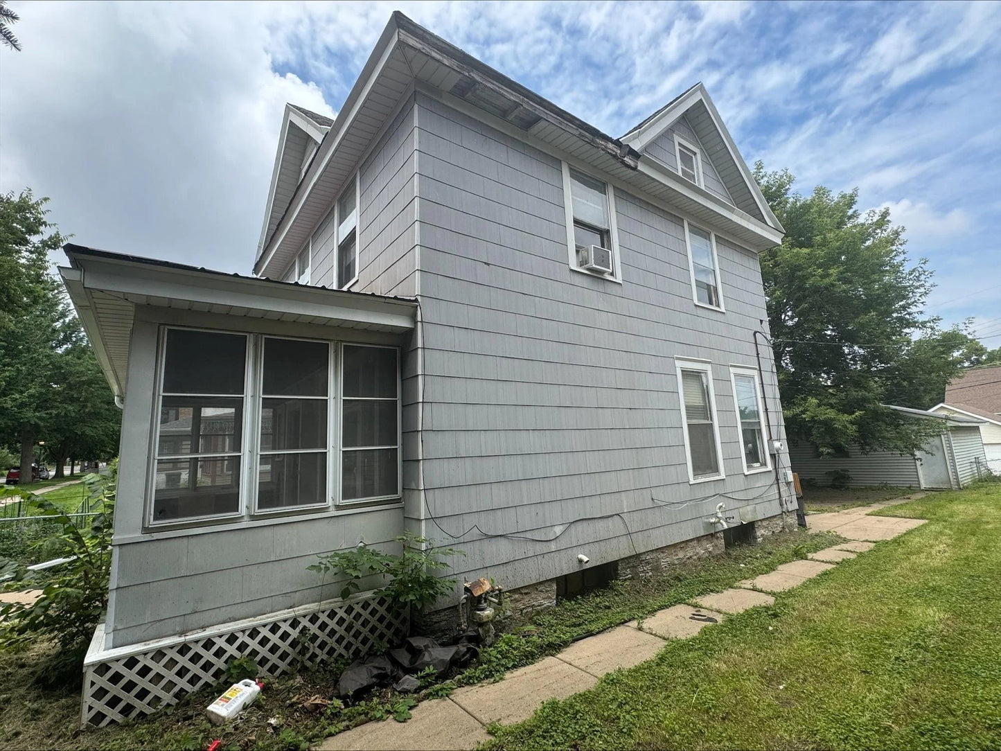 1051 Mclean Avenue, Saint Paul, MN 55106