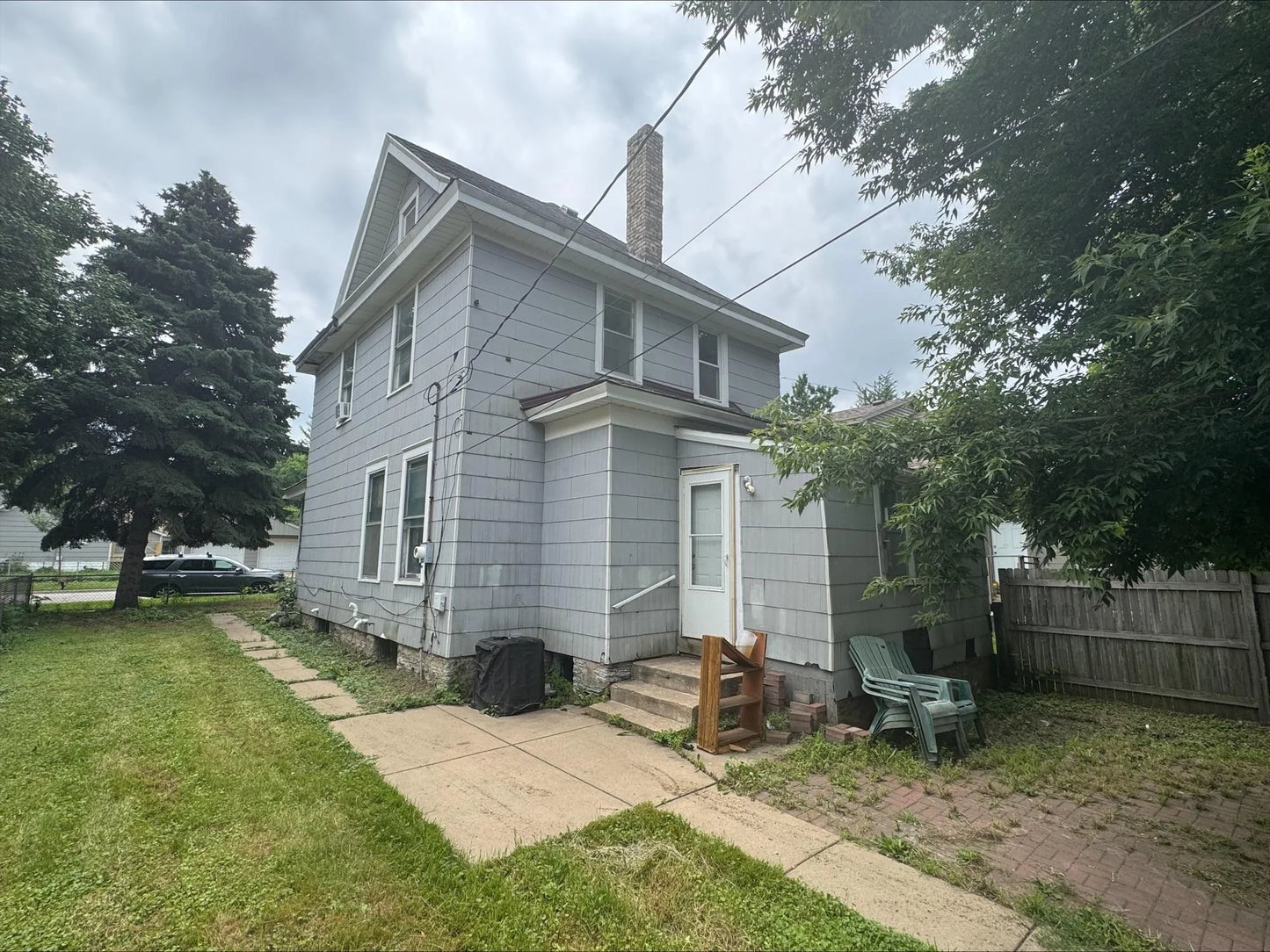1051 Mclean Avenue, Saint Paul, MN 55106