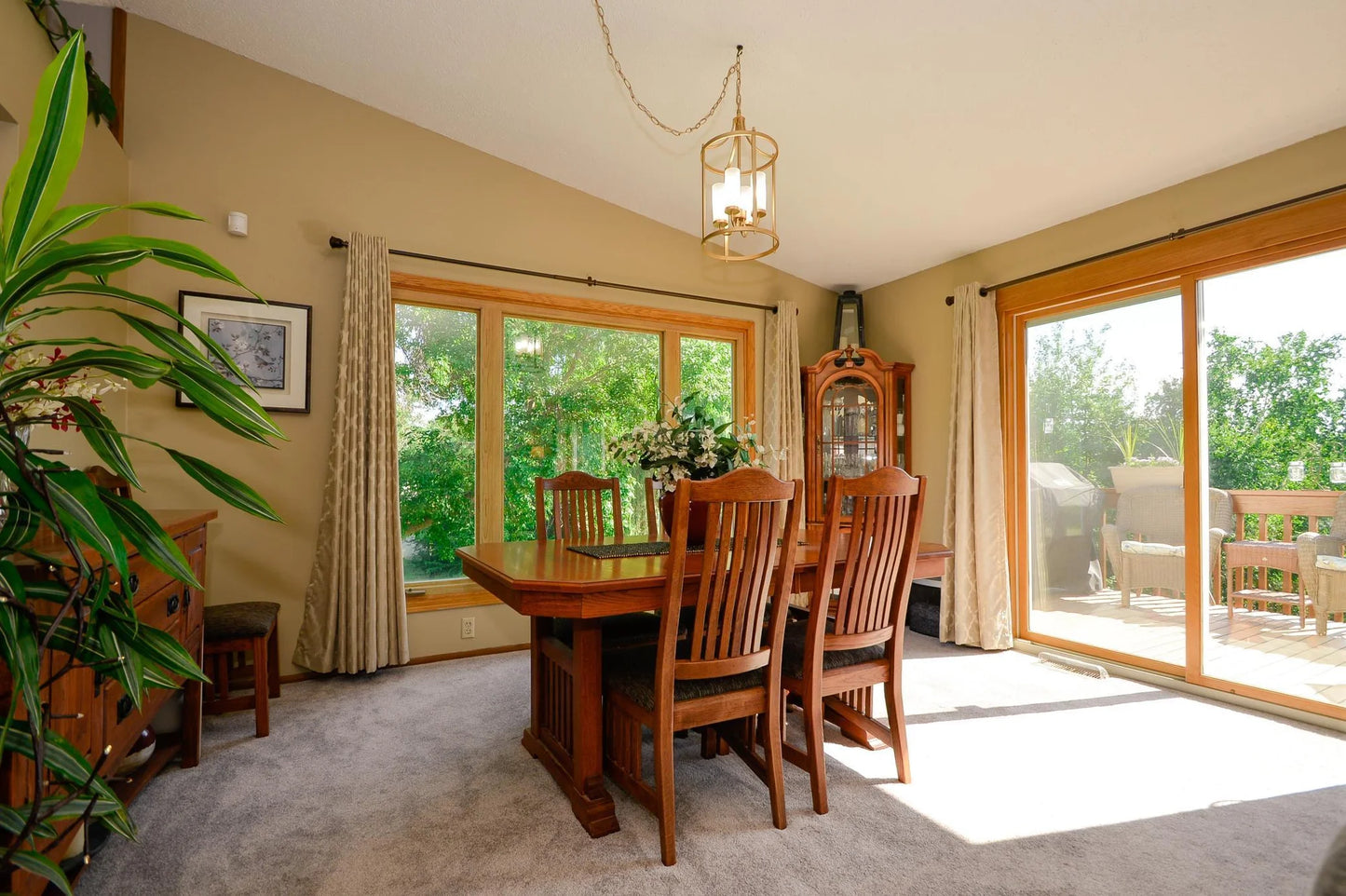 2557 Clementa Avenue, Buffalo, MN 55313