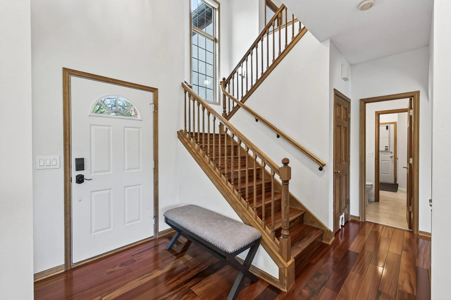 2545 Hillwood Drive, Maplewood, MN 55119