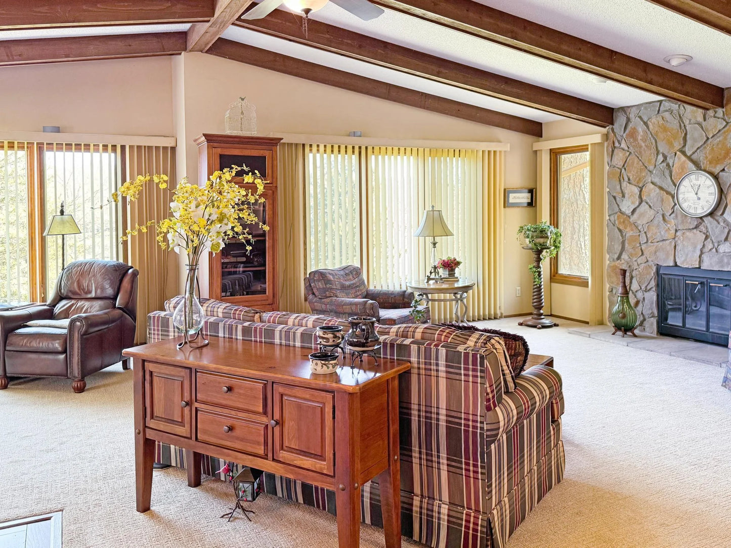 7864 Demontreville Trail, Lake Elmo, MN 55042