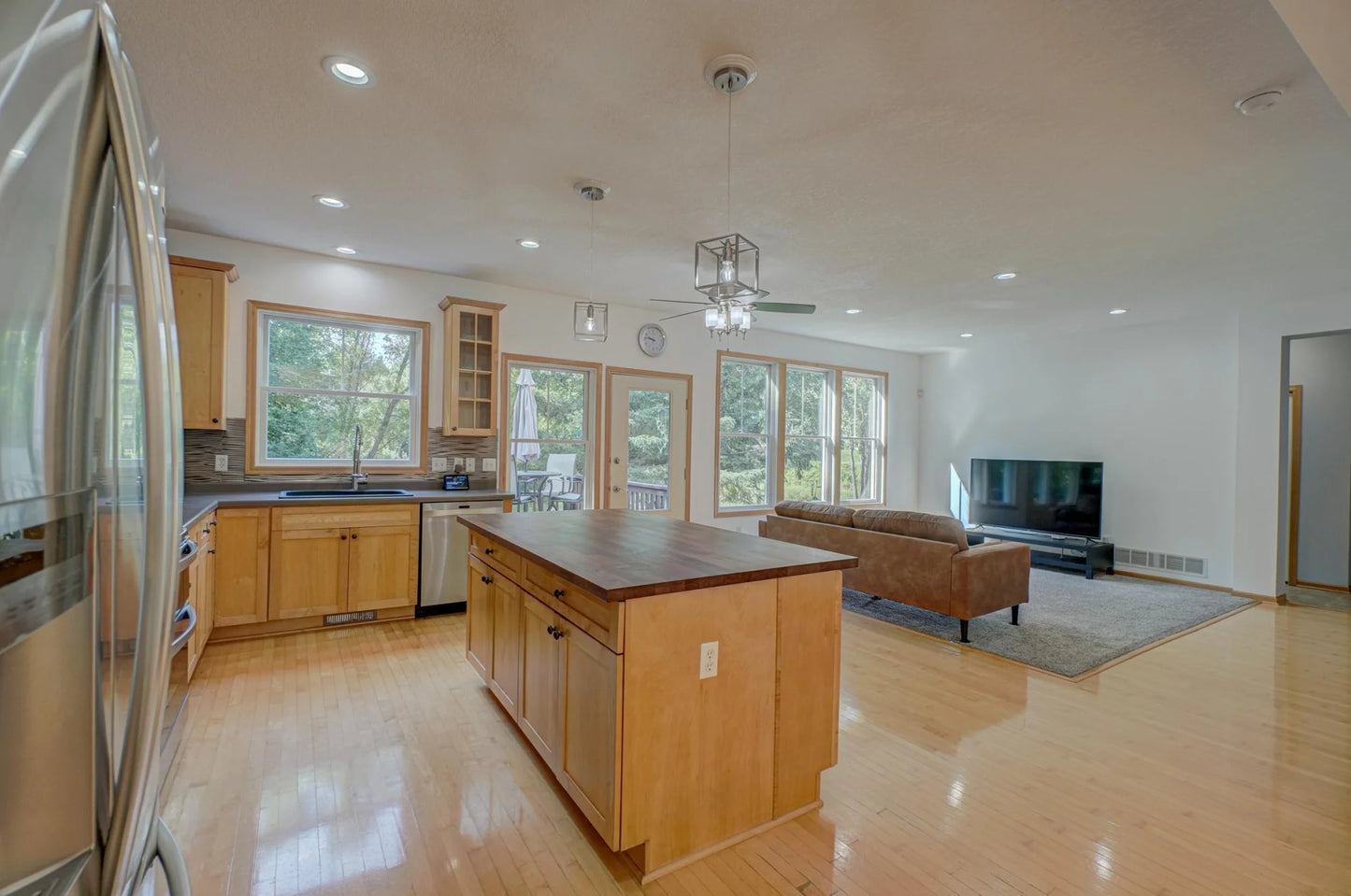 431 Country Road, Stillwater, MN 55082