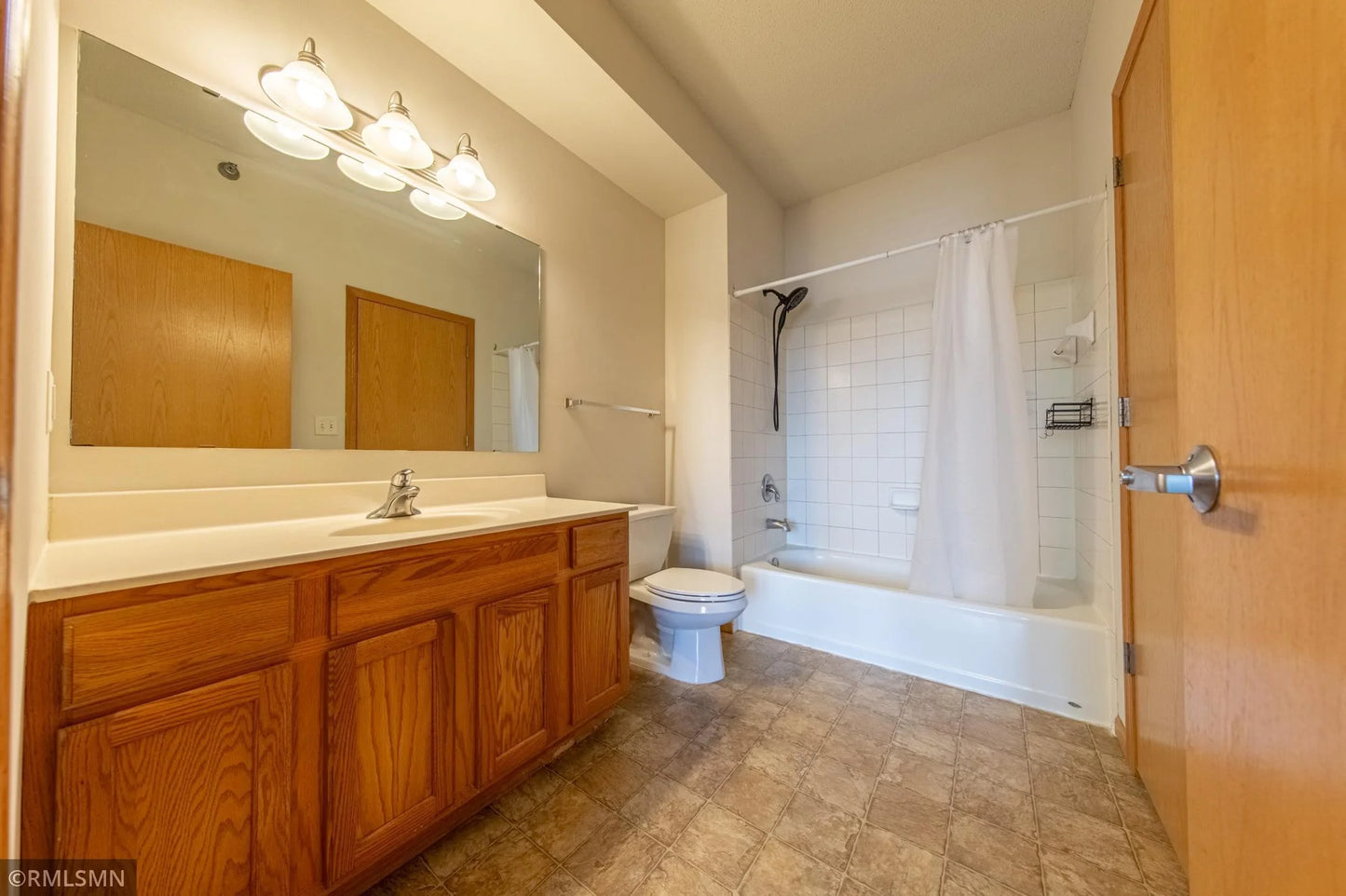 150 Burnsville Parkway, Burnsville, MN 55337