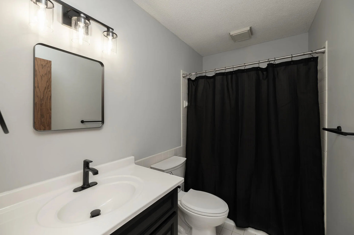 10405 Berkshire Road, Bloomington, MN 55437
