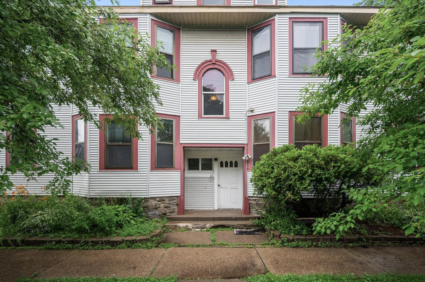 61 Delos Street, Saint Paul, MN 55107