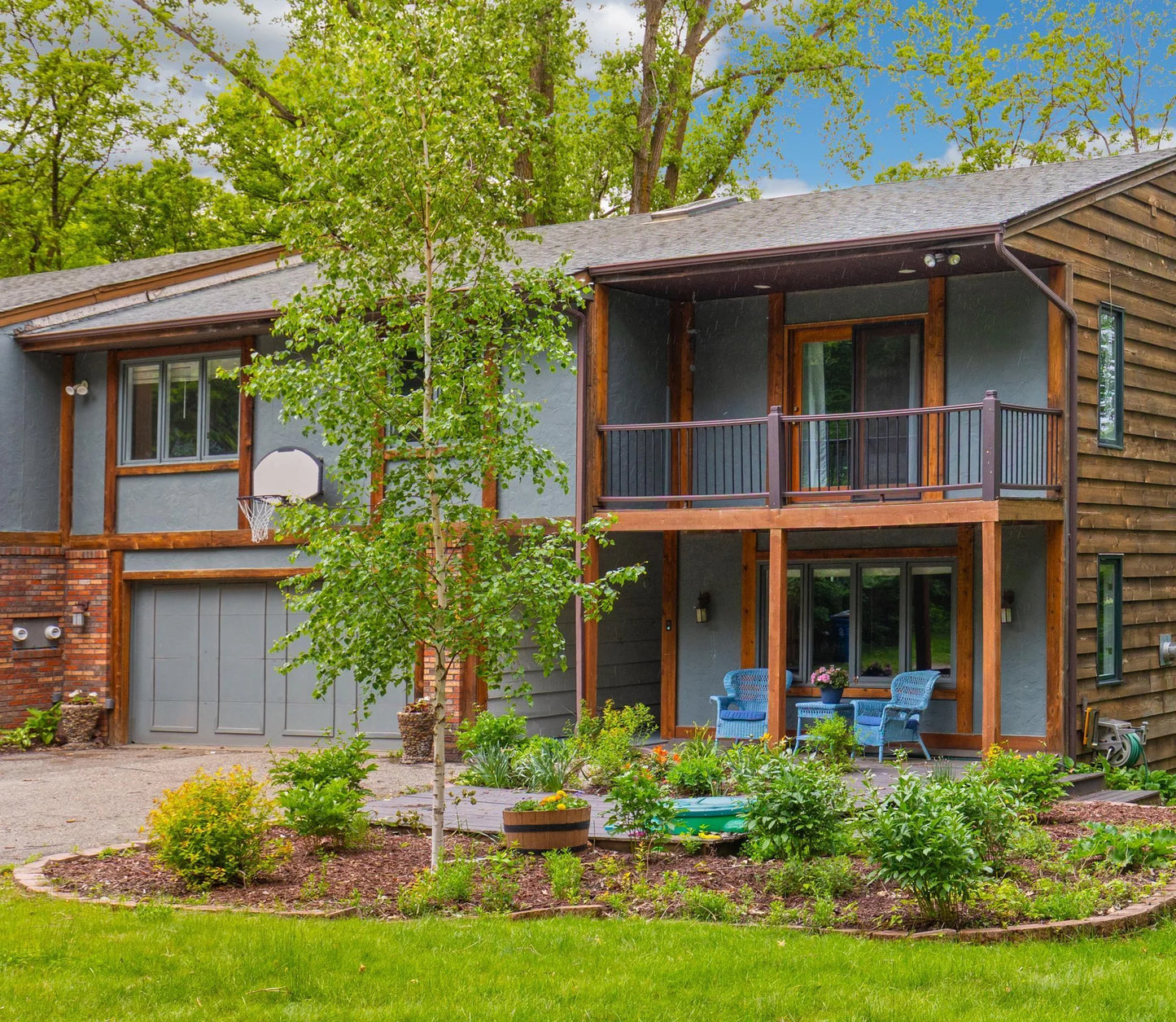 6140 Chaska Road, Shorewood, MN 55331