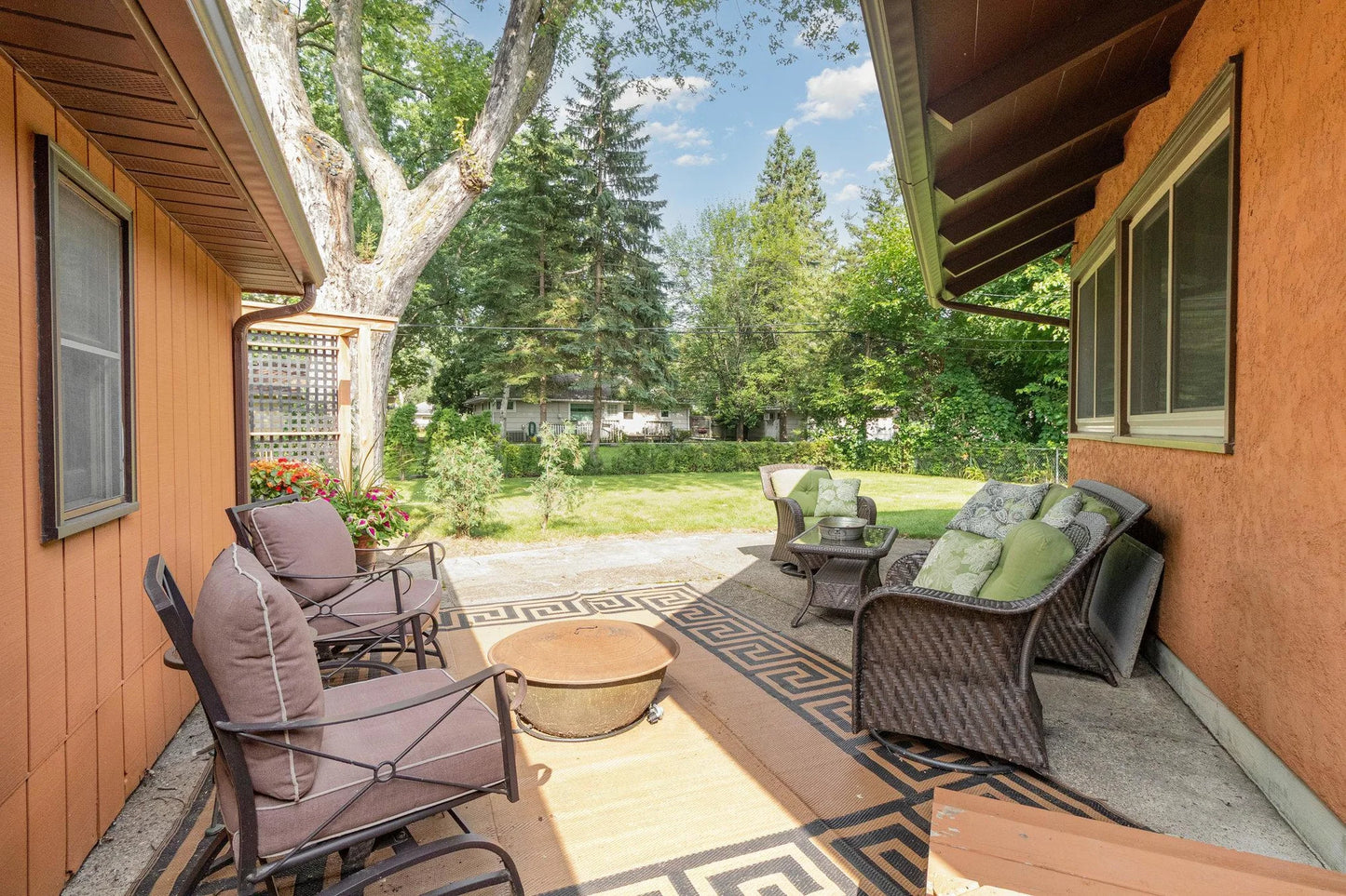 10424 Zenith Avenue, Bloomington, MN 55431