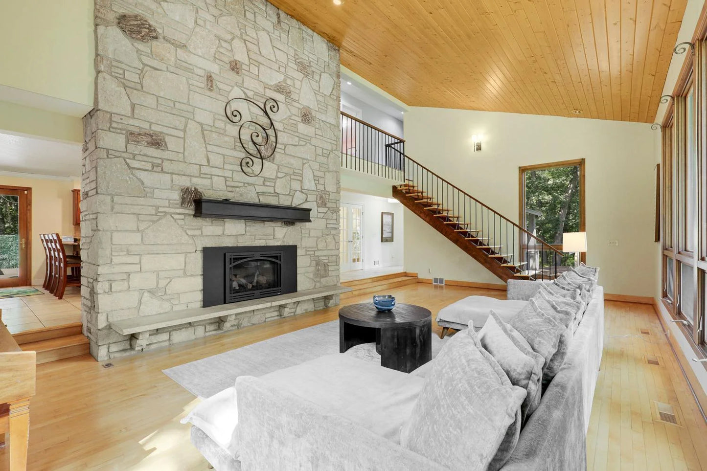 1 Partridge Lane, North Oaks, MN 55127