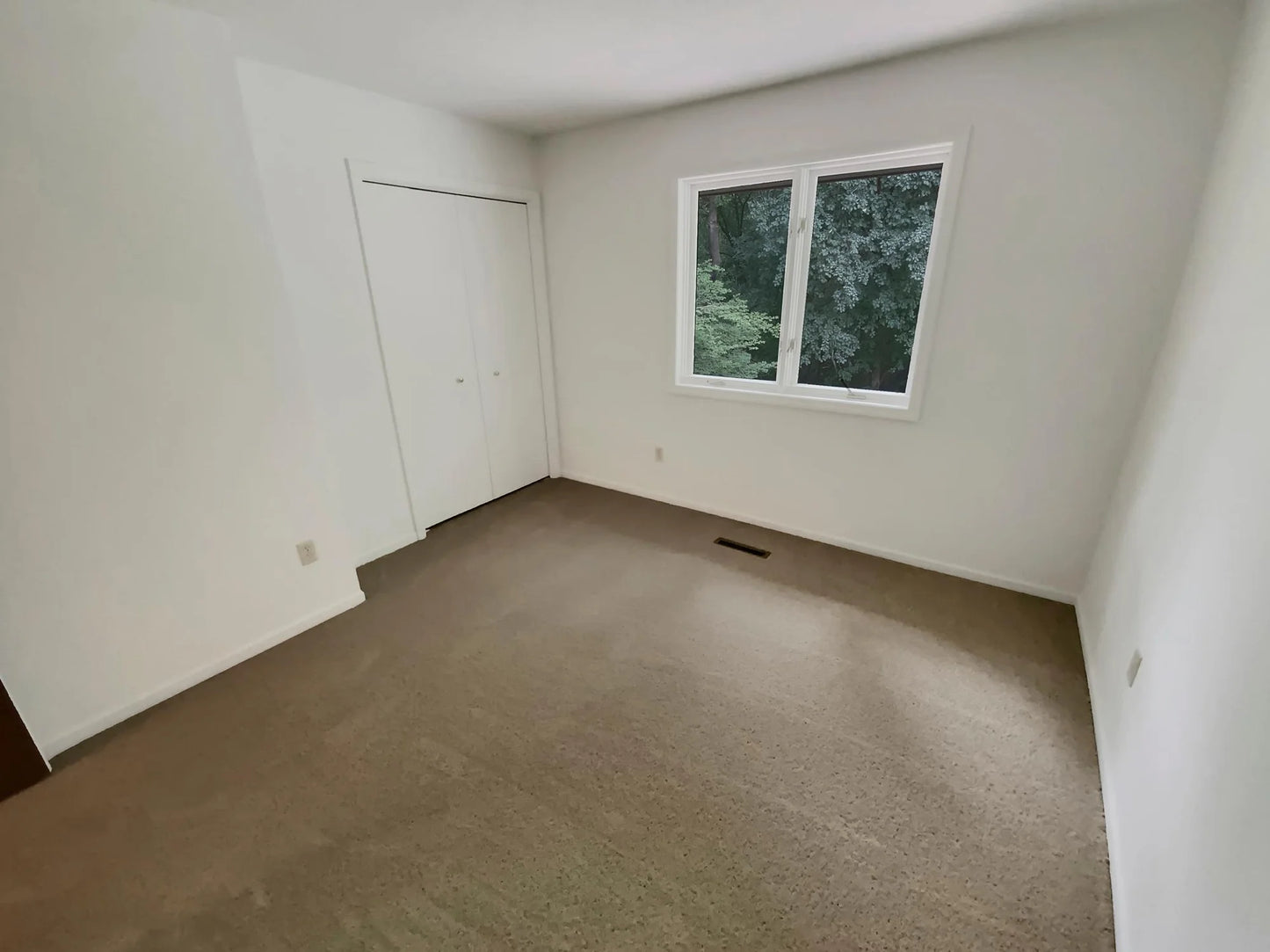 6991 Edenvale Boulevard, Eden Prairie, MN 55346