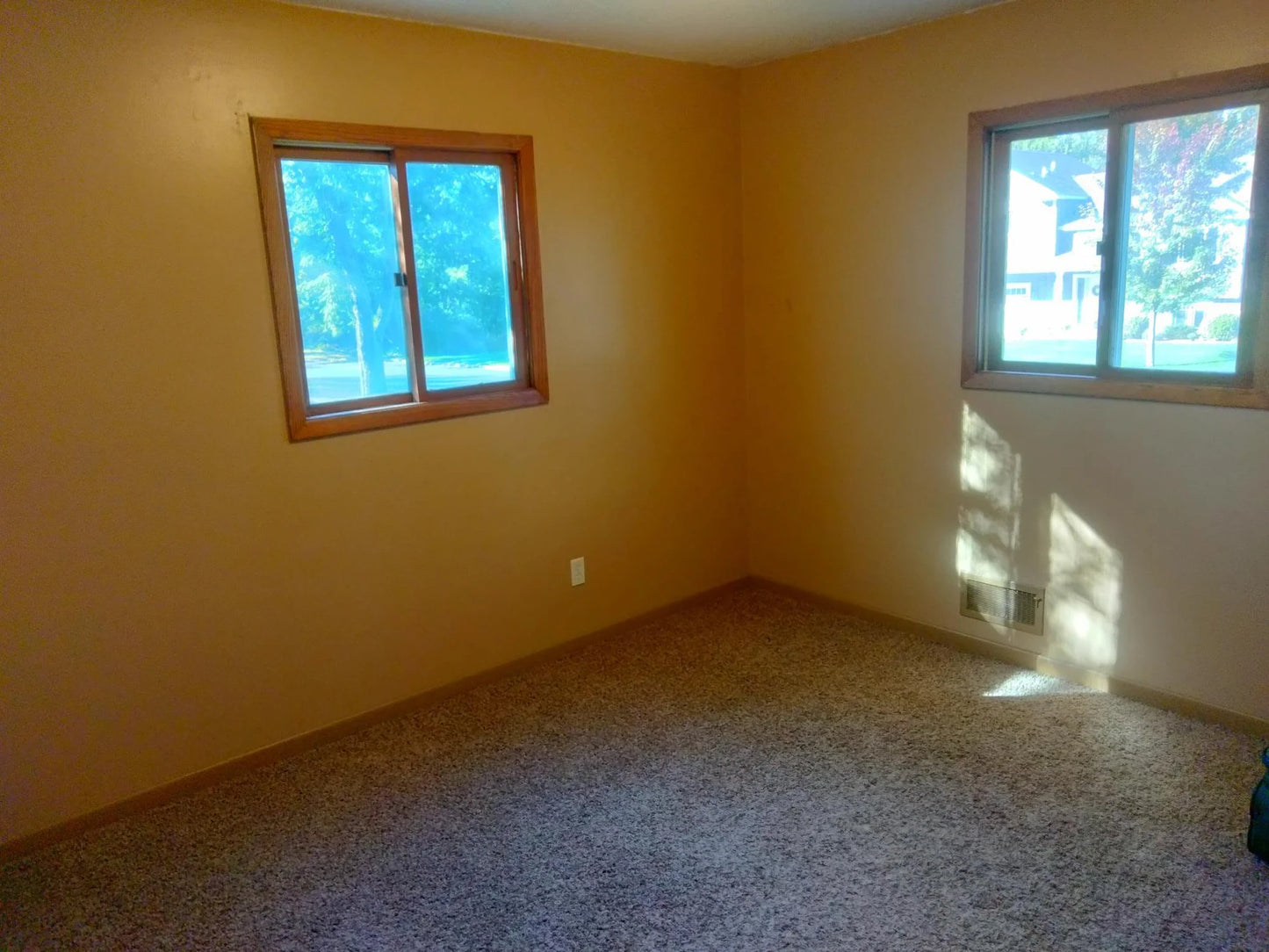 5164 Longview Drive, Mounds View, MN 55112