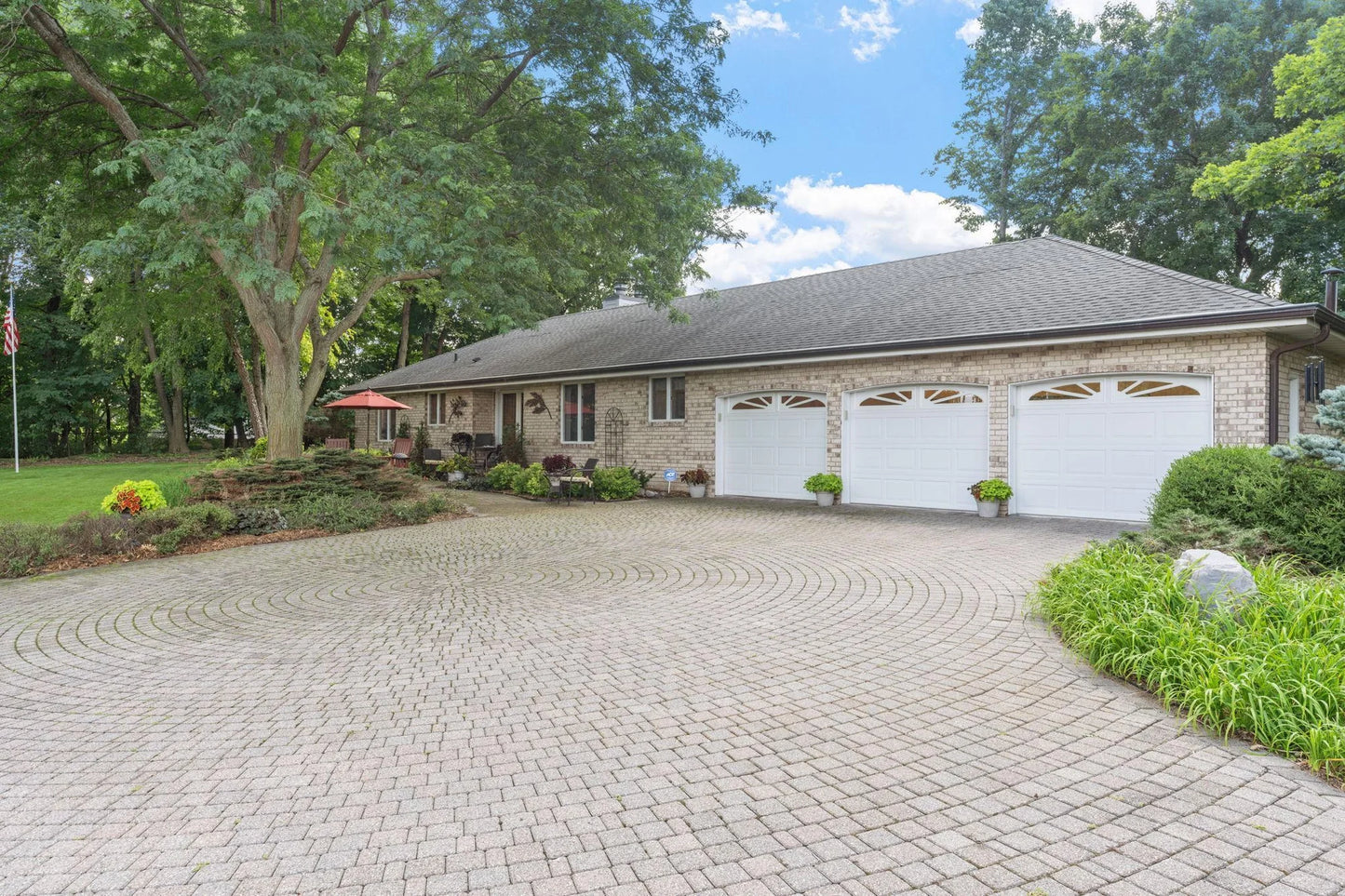 481 Peavey Lane, Wayzata, MN 55391