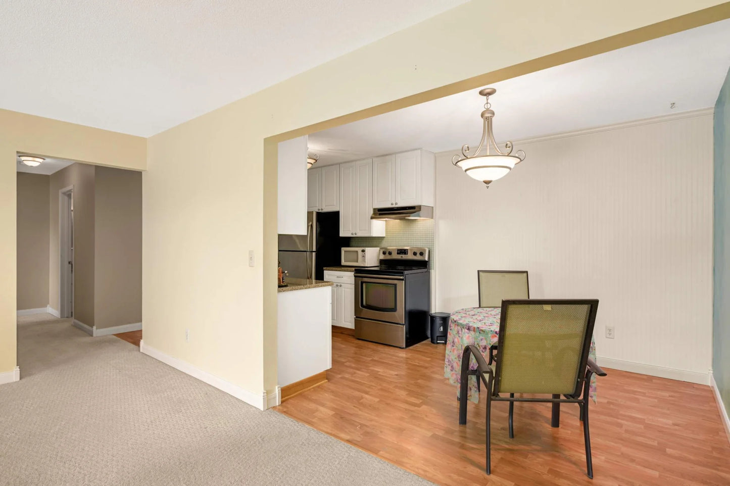 4370 Brookside Court, Edina, MN 55436